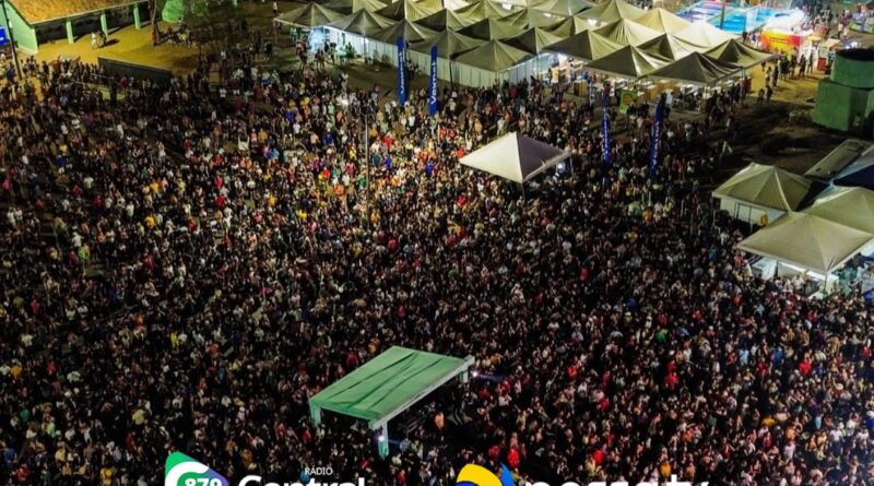 ExpoAgro 2025: penúltima noite quebra recordes e entra para a história de Crateús!
