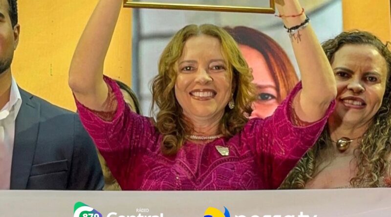 Janaína Farias é reconhecida como Destaque Político 2025 entre os Melhores Gestores do Ceará 