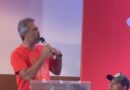 Governador Elmano de Freitas sai em defesa de Janaína Farias durante convenção estadual do PT